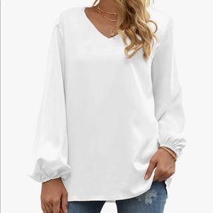 NEW with tags White Belongsci Blouse size M